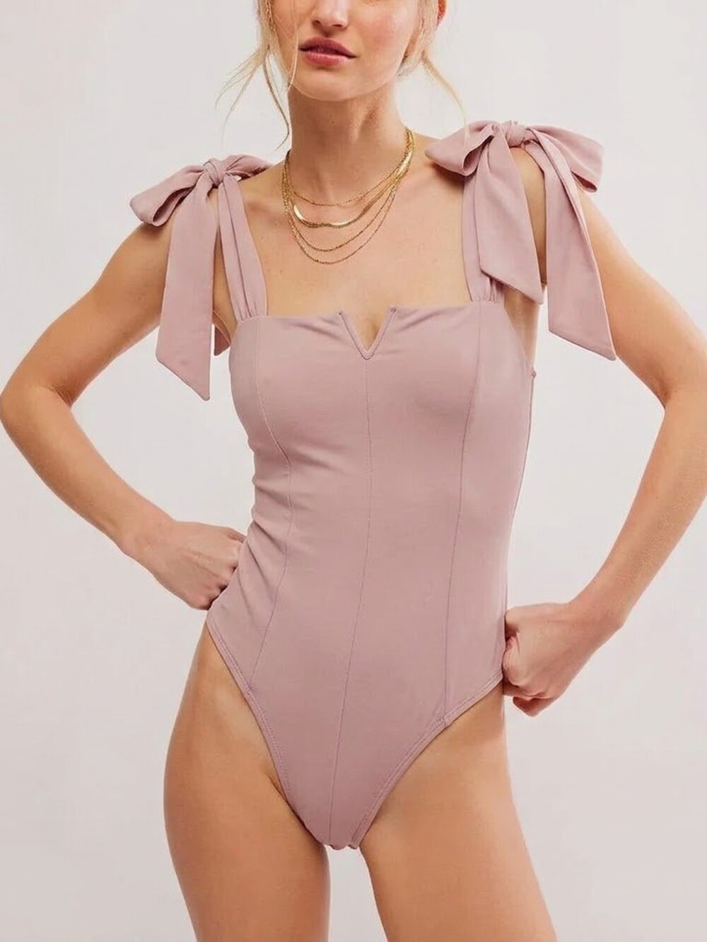 New Luxe Classics Pink Rose Lola Blush Tie-Shoulder Bodysuit in size Small - Picture 2 of 4